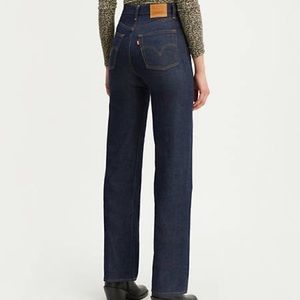 Levi’s Ribcage Straight Leg